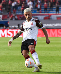 Uruguai, mantém Arrascaeta na Copa do Mundo